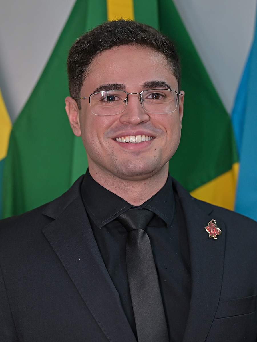 Evando Magal Abadia Correia Silva Filho